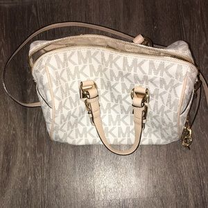 Michael Kors Purse!❤️